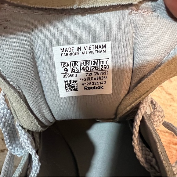 Reebok Classic Silver Metallic Shoes - Picture 6 of 6